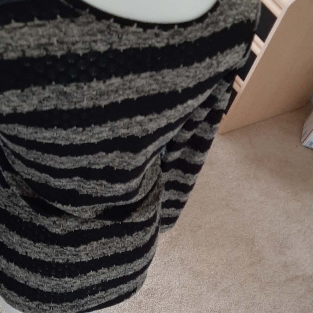Sweater - Picture 2 of 3